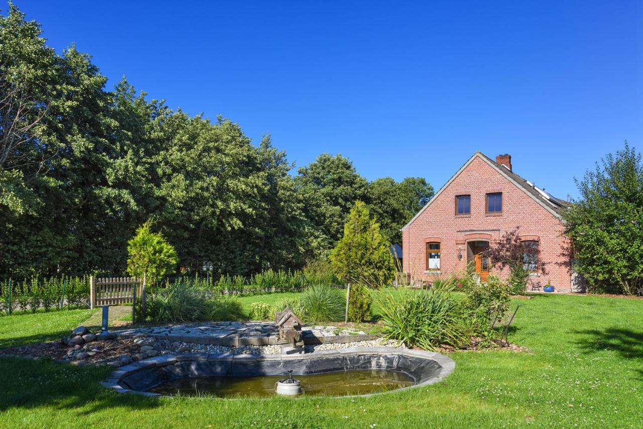 Ferienwohnungen Auf Dem Ferienhof Klein Husums فيردوم المظهر الخارجي الصورة